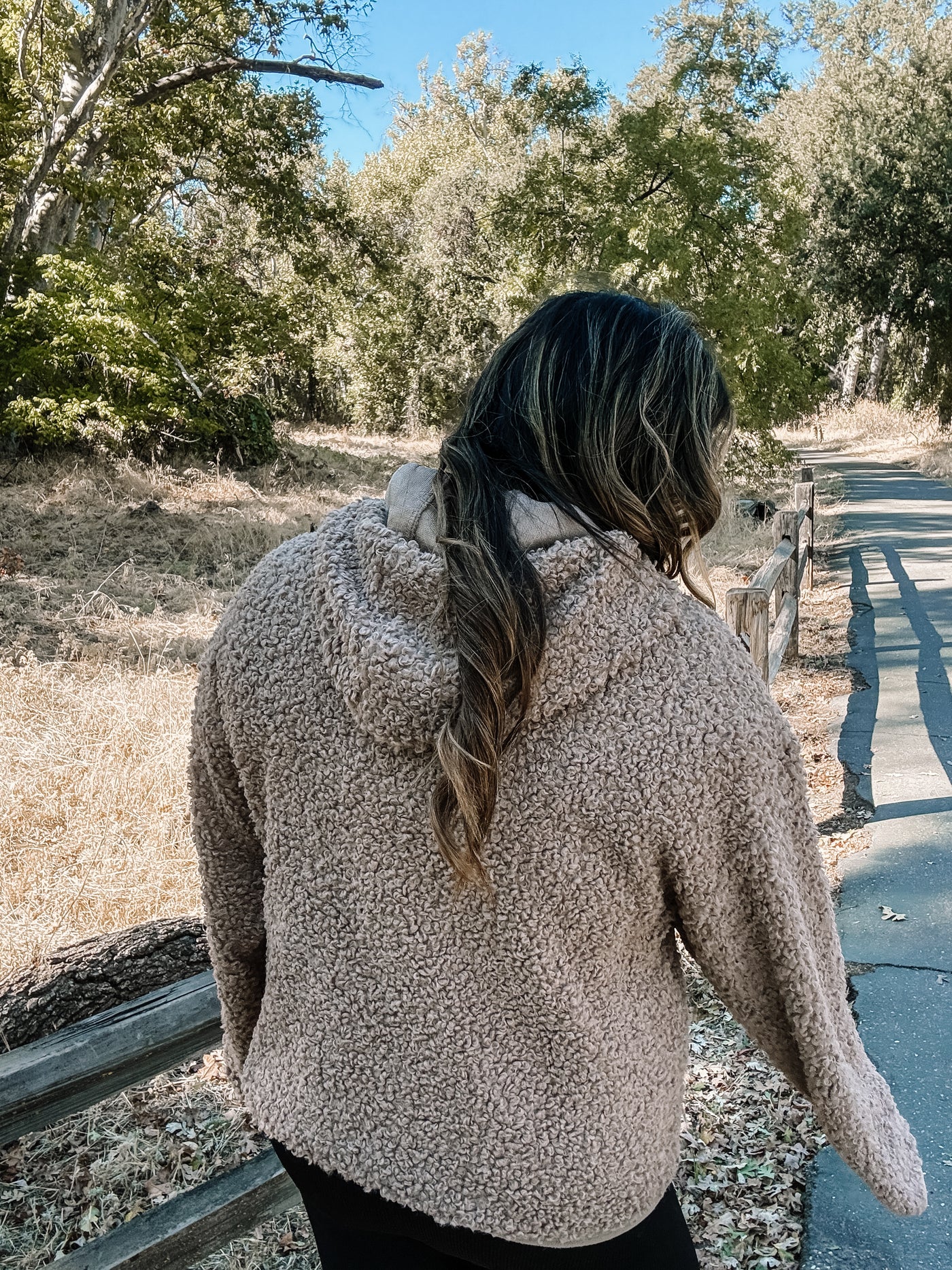 Fall Affair Sherpa Jacket In Mocha